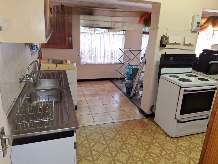 4 Bedroom Property for Sale in Oos Einde North West